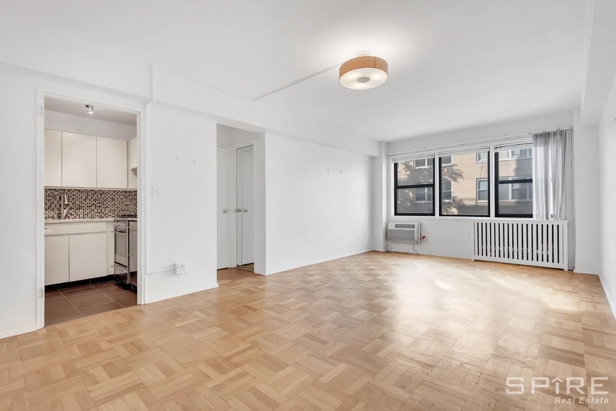 Real estate property located at 333 75th #7J, NewYork, Upper East Side, New York City, NY