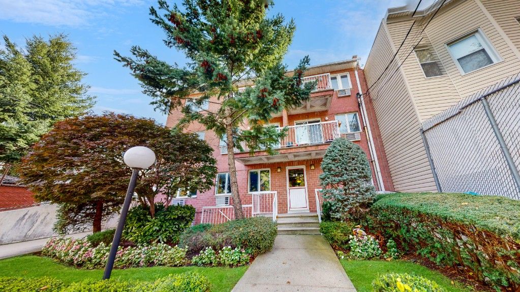 Real estate property located at 55 Dahlgren #1B, Kings, New York City, NY