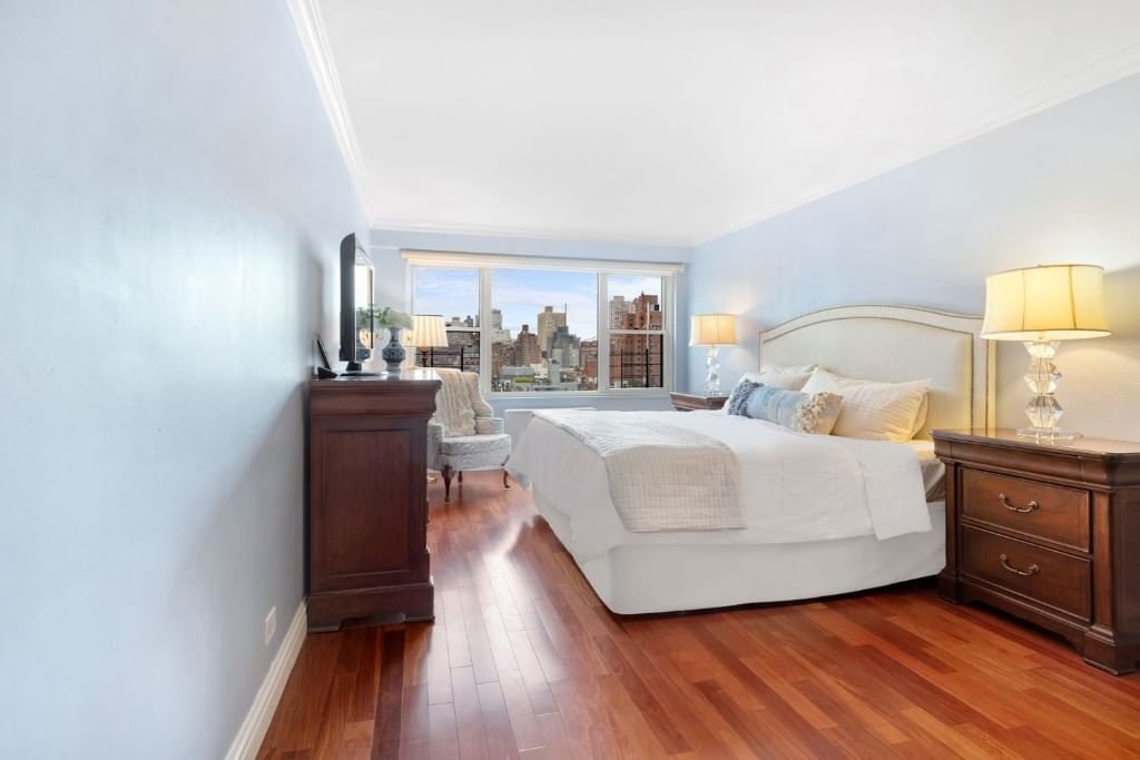 Real estate property located at 420 72nd #11L, New York, New York City, NY