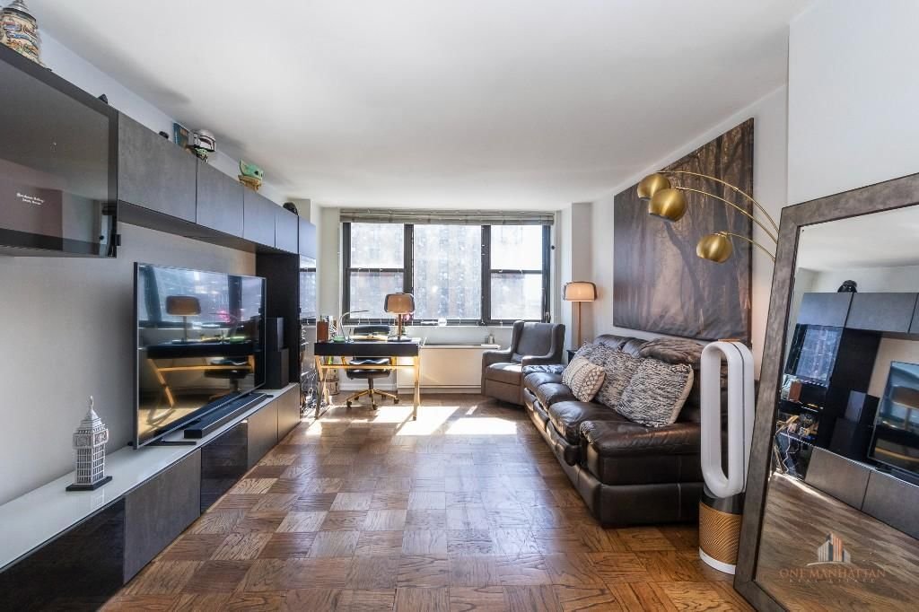 Real estate property located at 340 93rd #8F, New York, New York City, NY