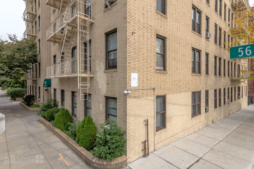 Real estate property located at 39-75 56th #2J, Queens, Woodside, New York City, NY
