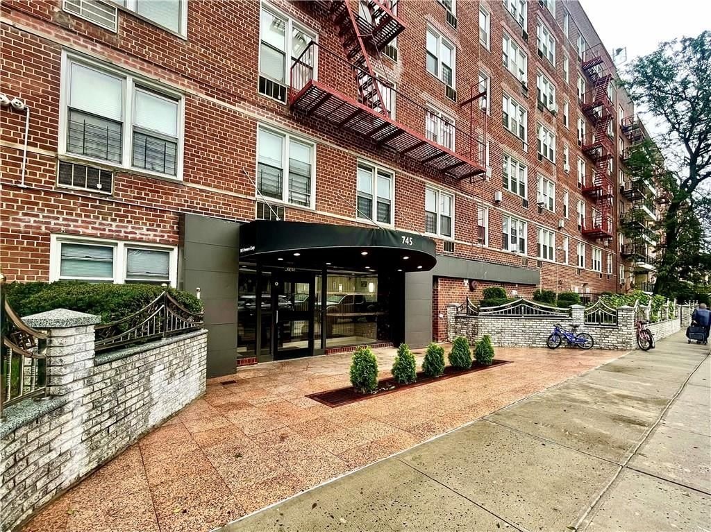 Real estate property located at 745 31st #2B, Kings, Flatbush, New York City, NY
