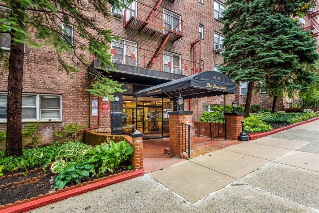 Real estate property located at 67-30 Clyde #3N, Queens, Forest Hills, New York City, NY