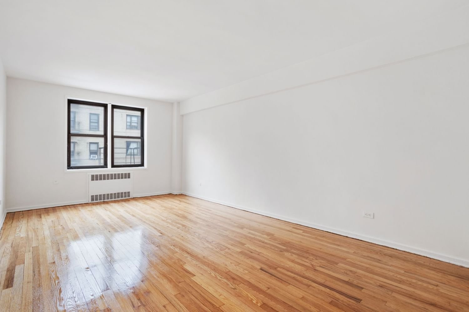 Real estate property located at 69 Bennett #403, NewYork, Hudson Heights, New York City, NY
