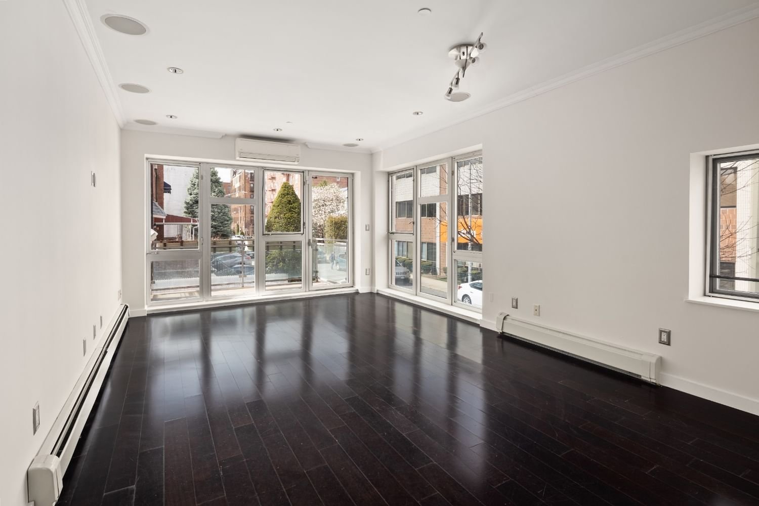 Real estate property located at 10002 4th #2D, Kings, Fort Hamilton, New York City, NY