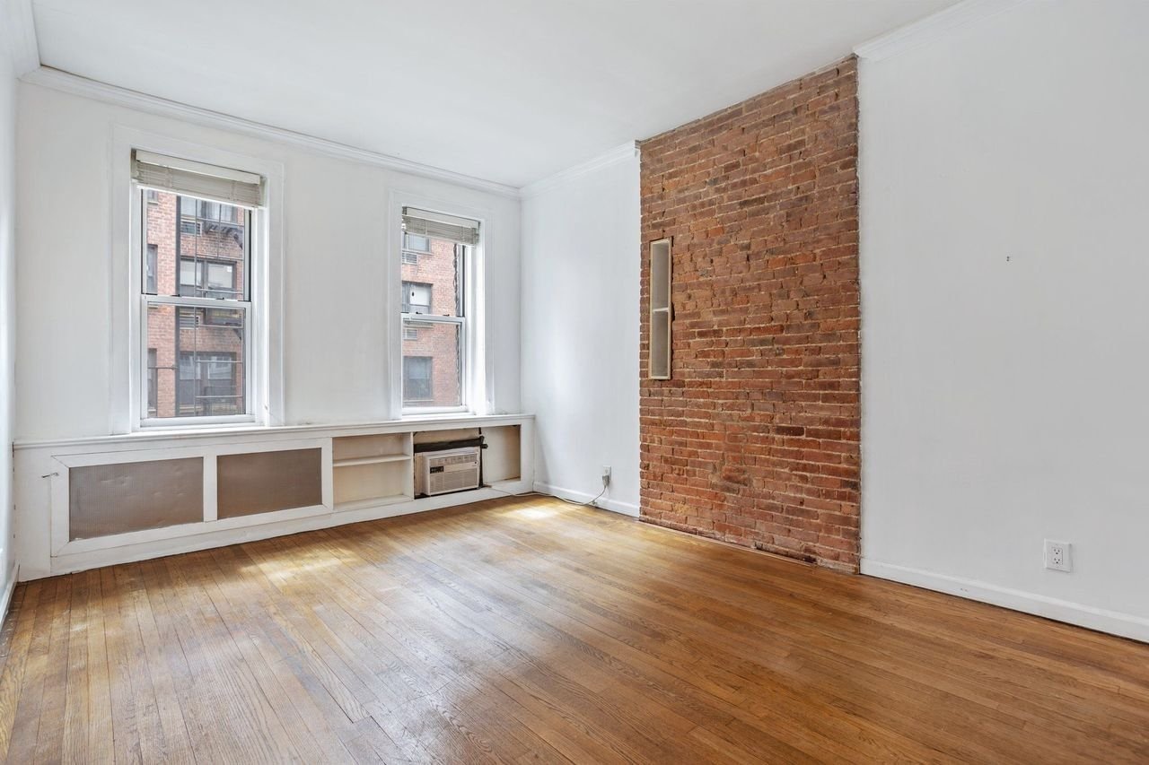 Real estate property located at 238 84th #2B, NewYork, Yorkville, New York City, NY