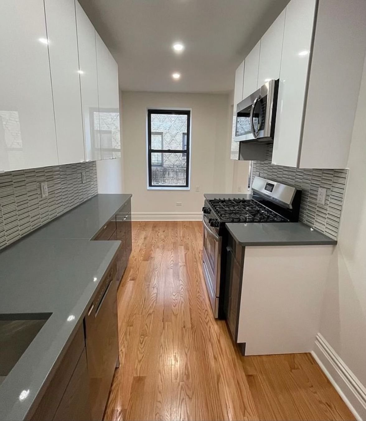 Real estate property located at 41-60 Bowne #6E, Queens, Flushing, New York City, NY
