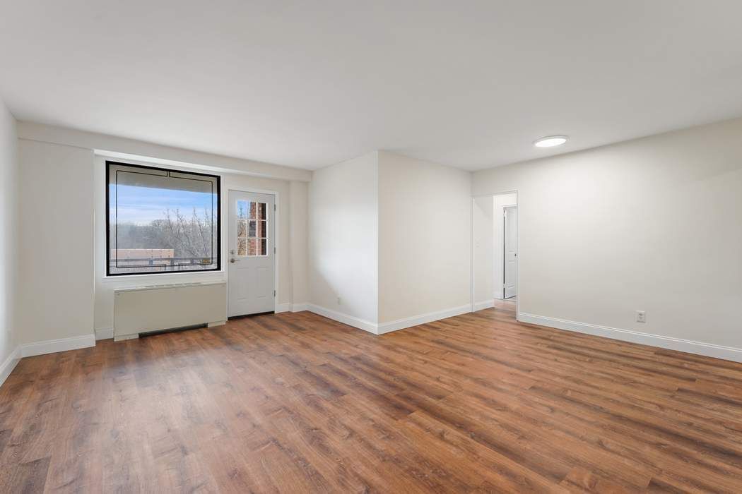 Real estate property located at 4901 Henry Hudson #9E, Bronx, Riverdale, New York City, NY