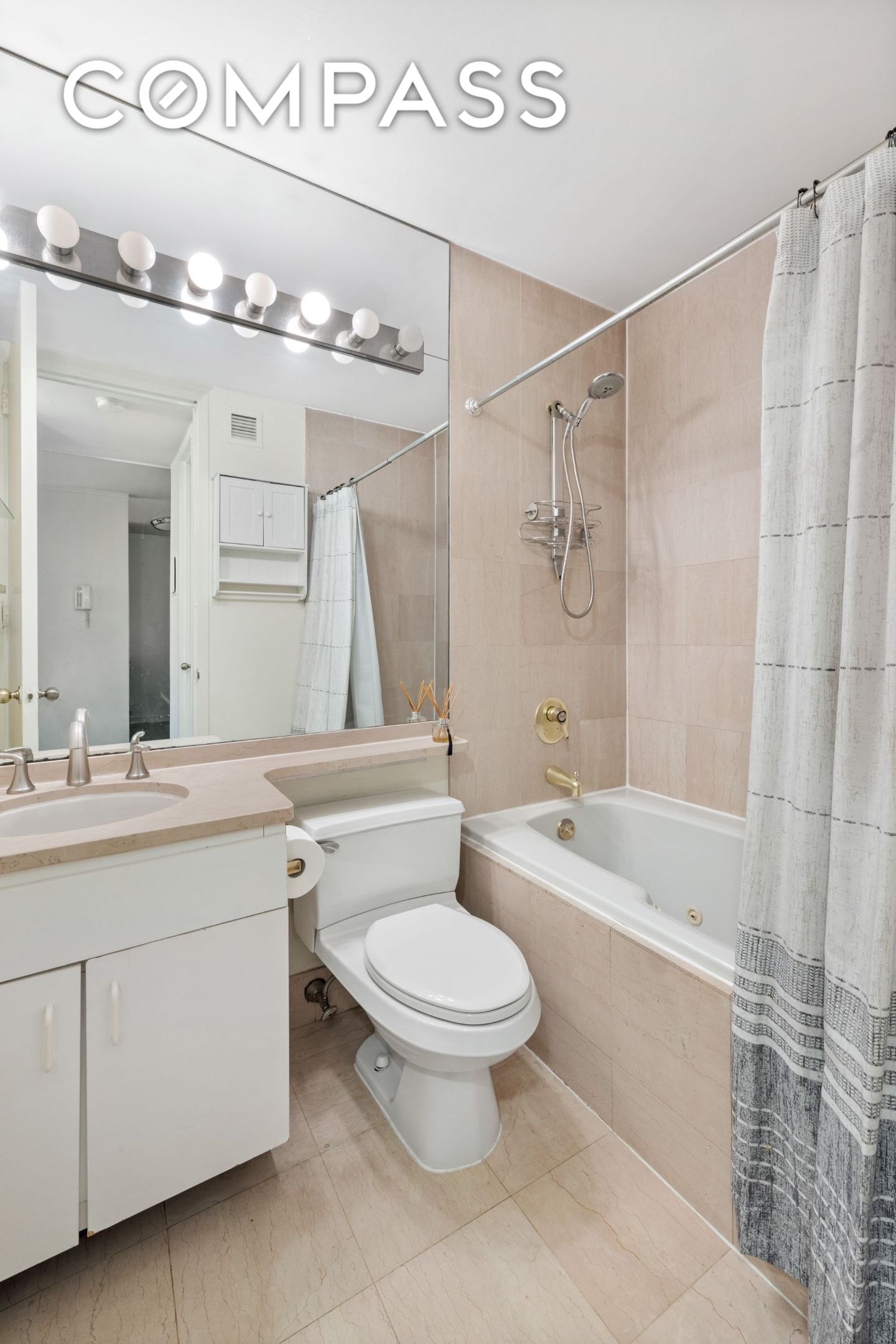 Real estate property located at 21 End #435, New York, Battery Park City, New York City, NY