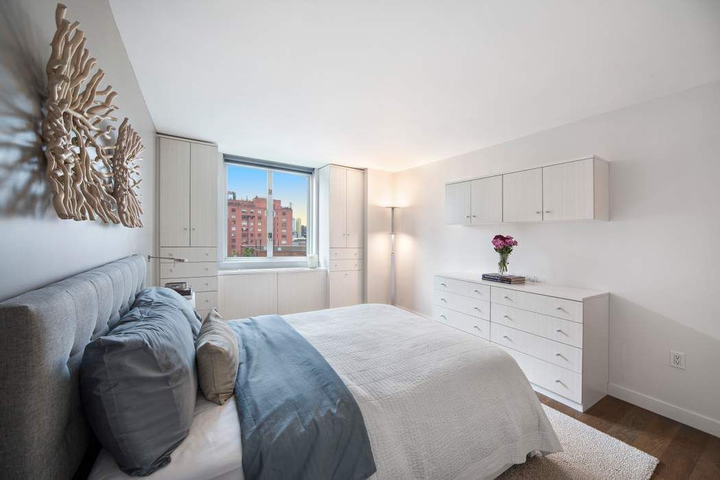 Real estate property located at 225 Rector #11R, New York, Battery Park, New York City, NY