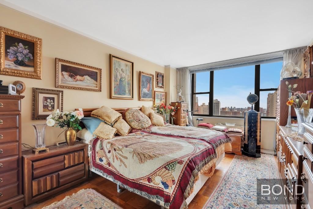 Real estate property located at 444 86th #27J, New York, Upper East Side, New York City, NY