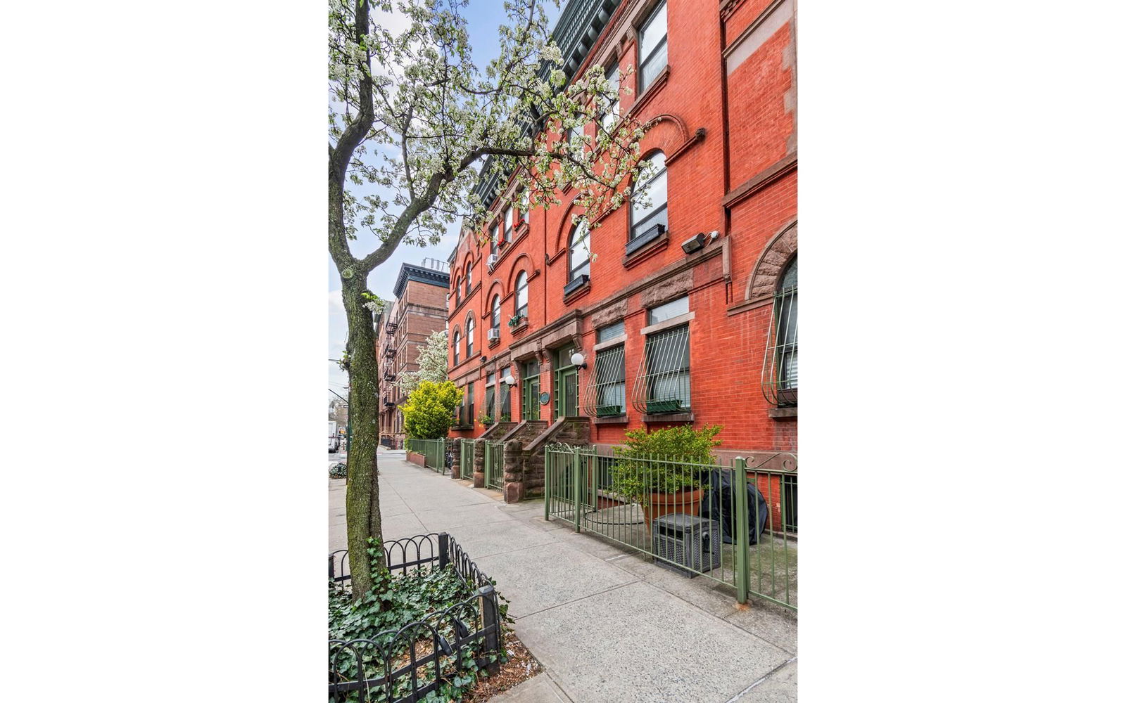 Real estate property located at 365 MANHATTAN E, New York, South Harlem, New York City, NY