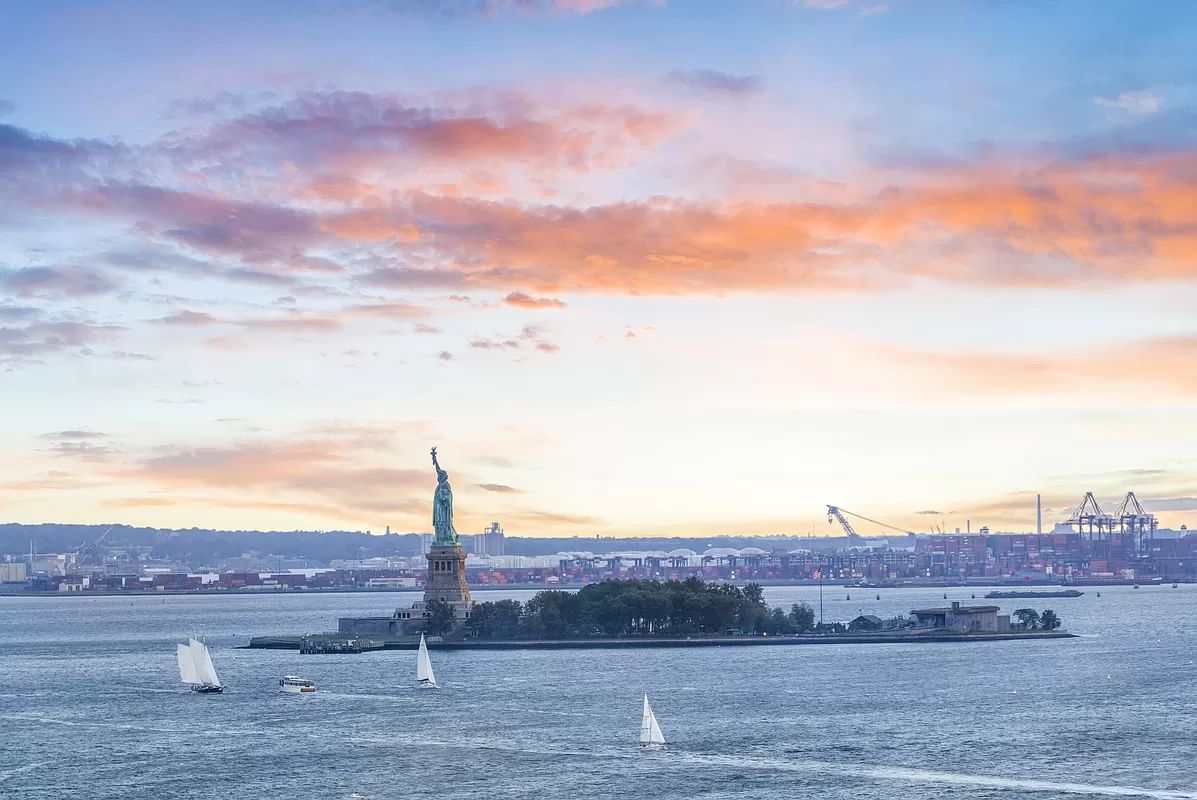Real estate property located at 377 RECTOR #10L, New York, Battery Park City, New York City, NY