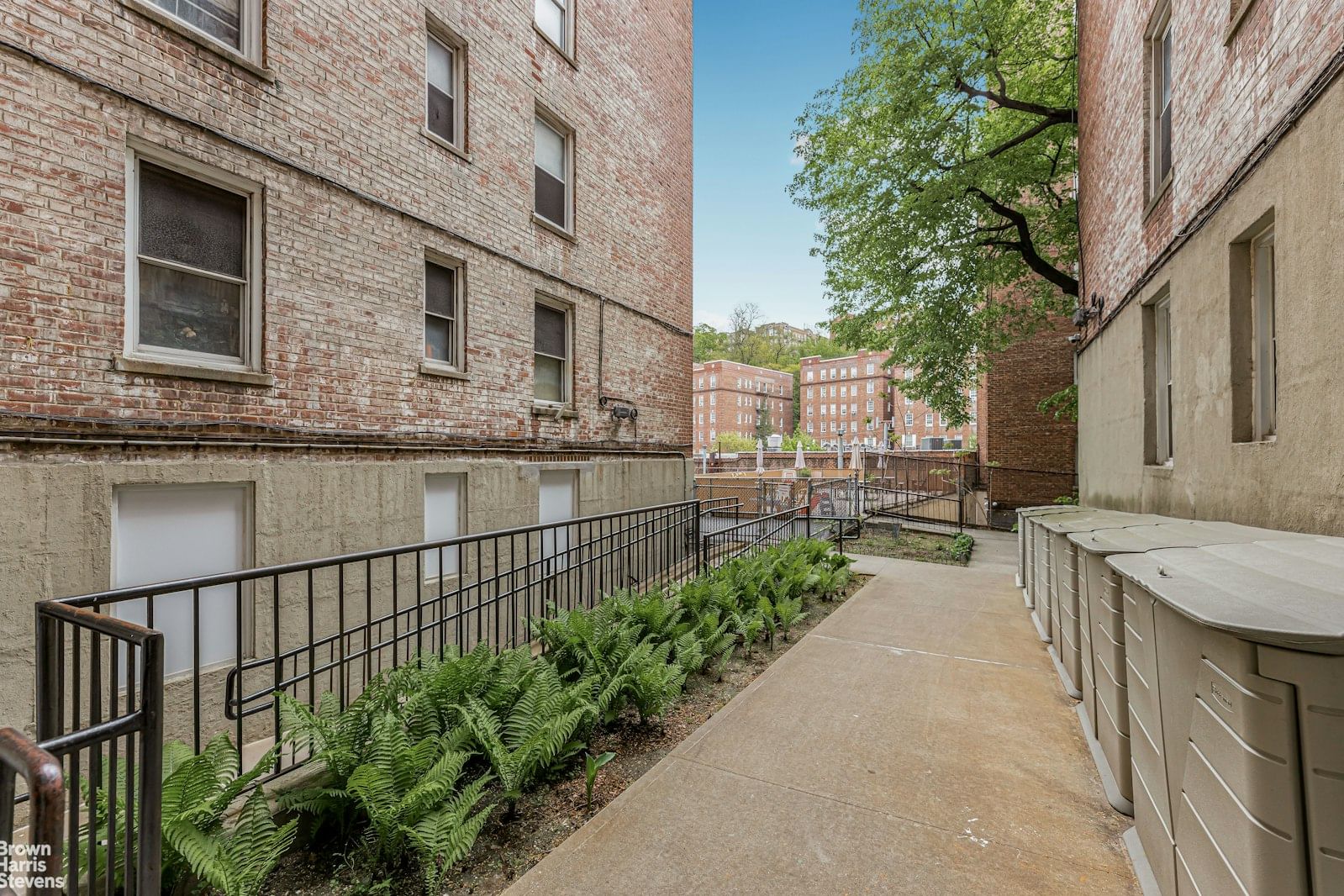 Real estate property located at 153 BENNETT #5F, New York, Hudson Heights, New York City, NY