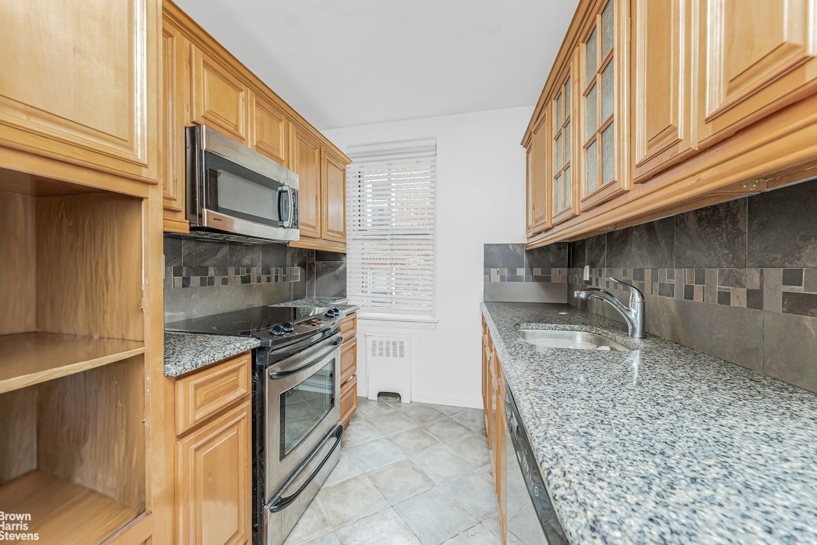 Real estate property located at 153 BENNETT #5F, New York, Hudson Heights, New York City, NY