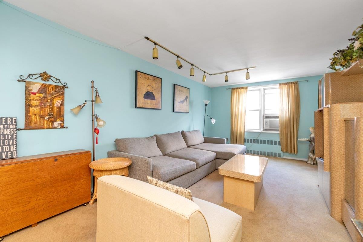 Real estate property located at 67-40 BOOTH #4G, Queens, Forest Hills, New York City, NY