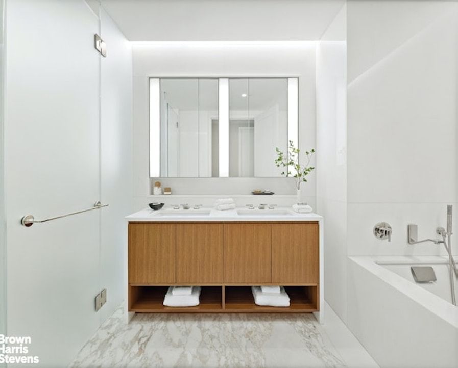 Real estate property located at 1289 LEXINGTON #14B, New York, Carnegie Hill, New York City, NY