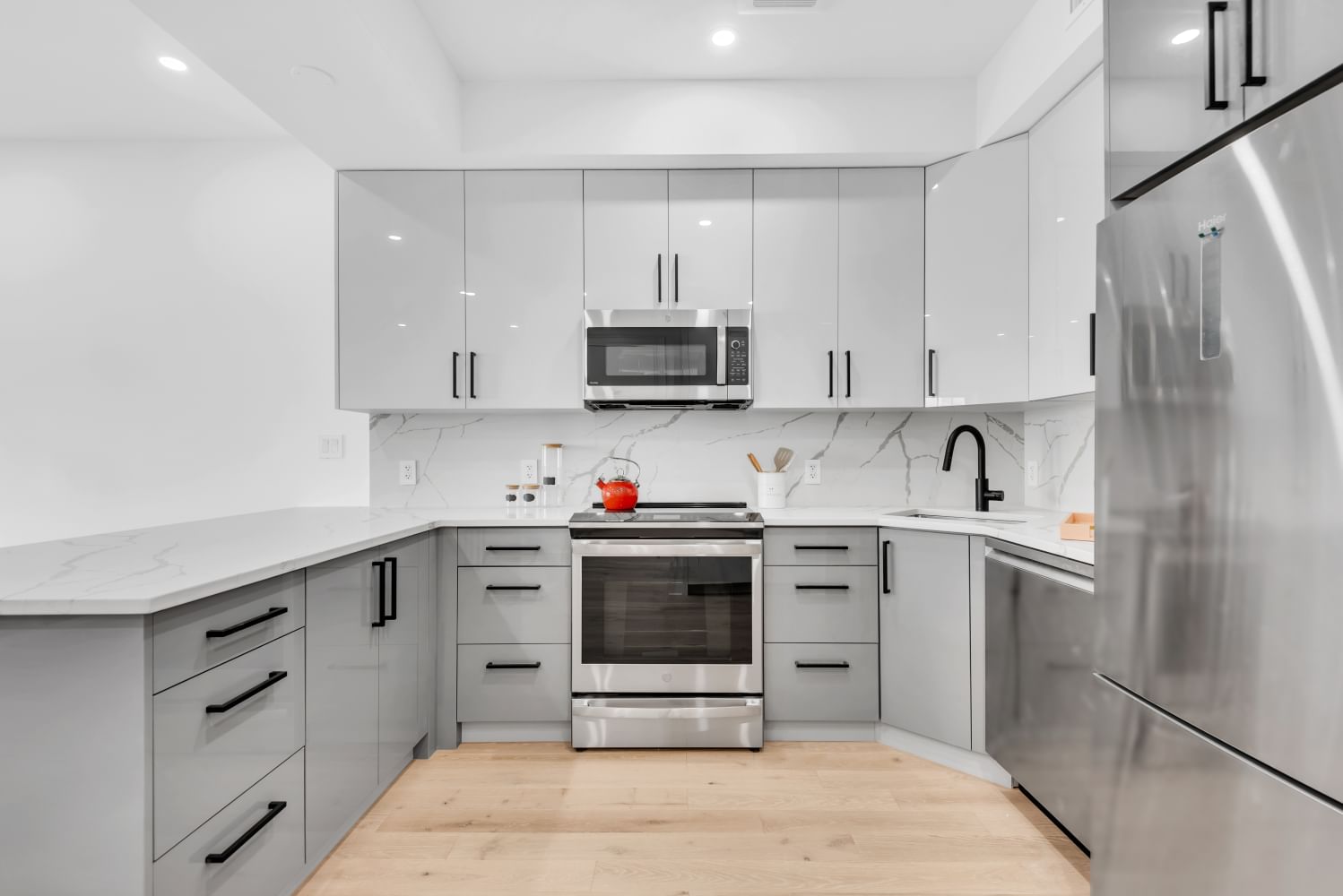 Real estate property located at 41-13 39TH #2, Queens, Sunnyside, New York City, NY