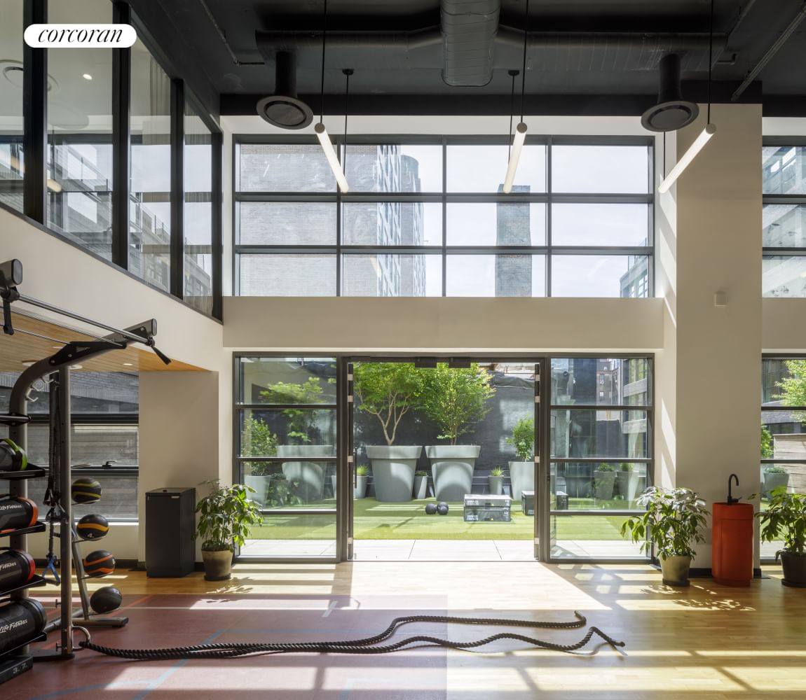Real estate property located at 547 47TH #305, New York, Hells Kitchen, New York City, NY