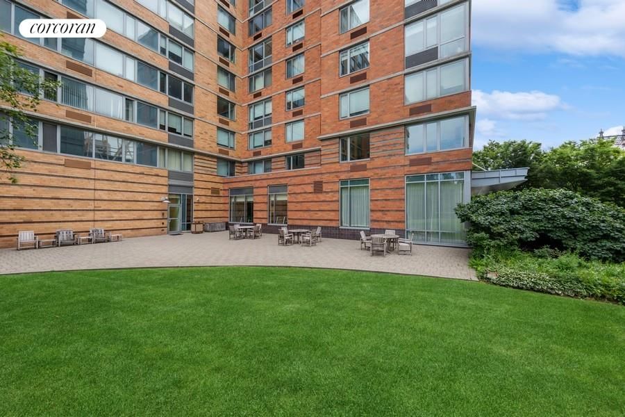 Real estate property located at 425 MAIN #12D, New York, Roosevelt Island, New York City, NY