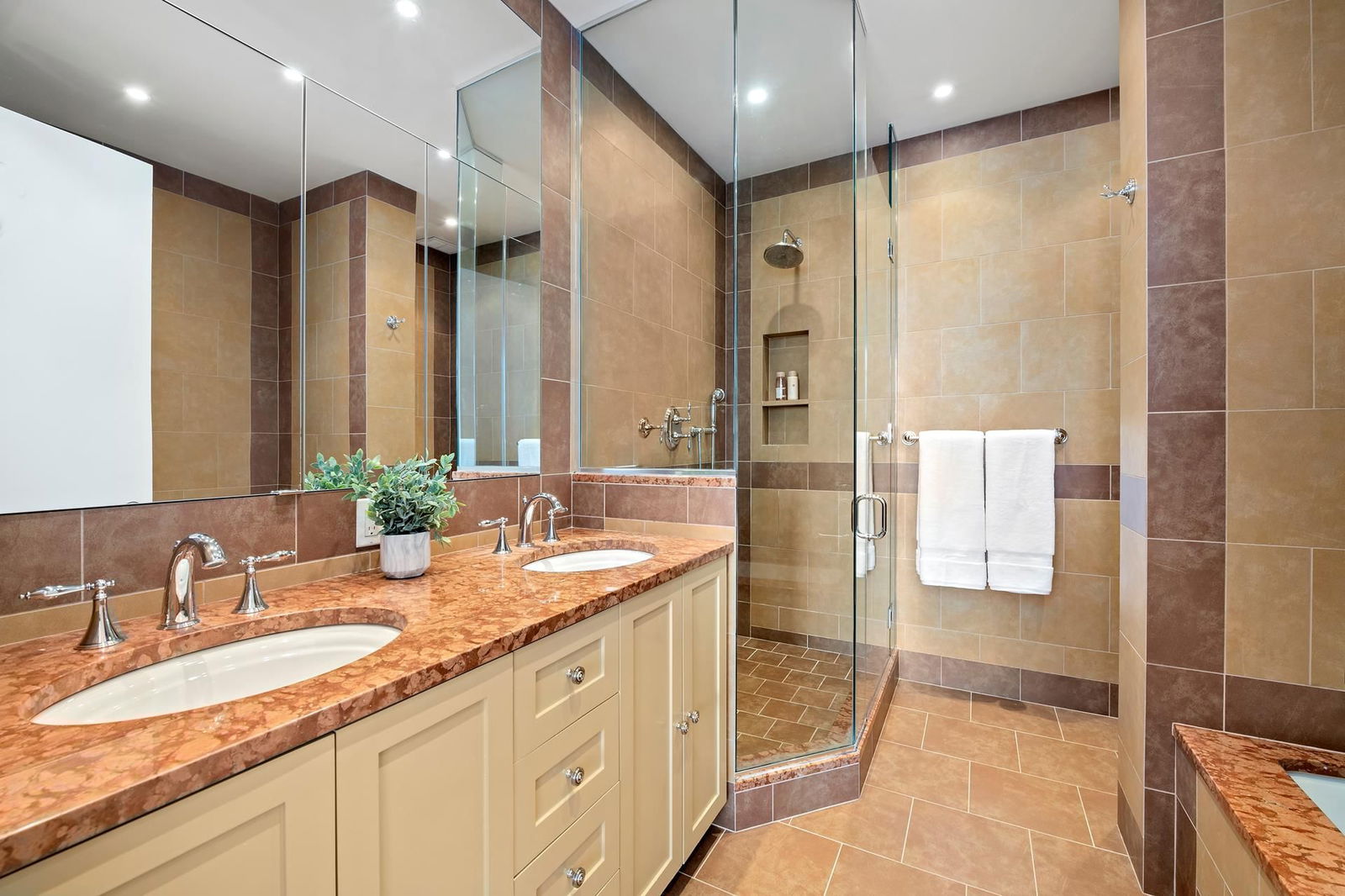 Real estate property located at 252 7TH #11Q, New York, Chelsea, New York City, NY