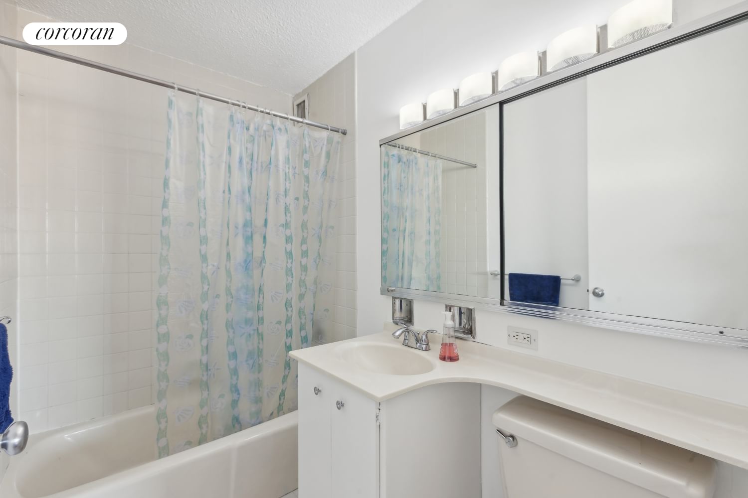 Real estate property located at 531 MAIN #1213, New York, Roosevelt Island, New York City, NY