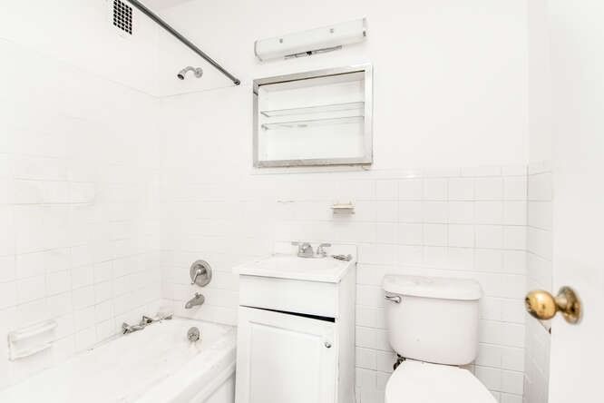 Real estate property located at 555 Kappock #16-A, Bronx, Spuyten Duyvil, New York City, NY