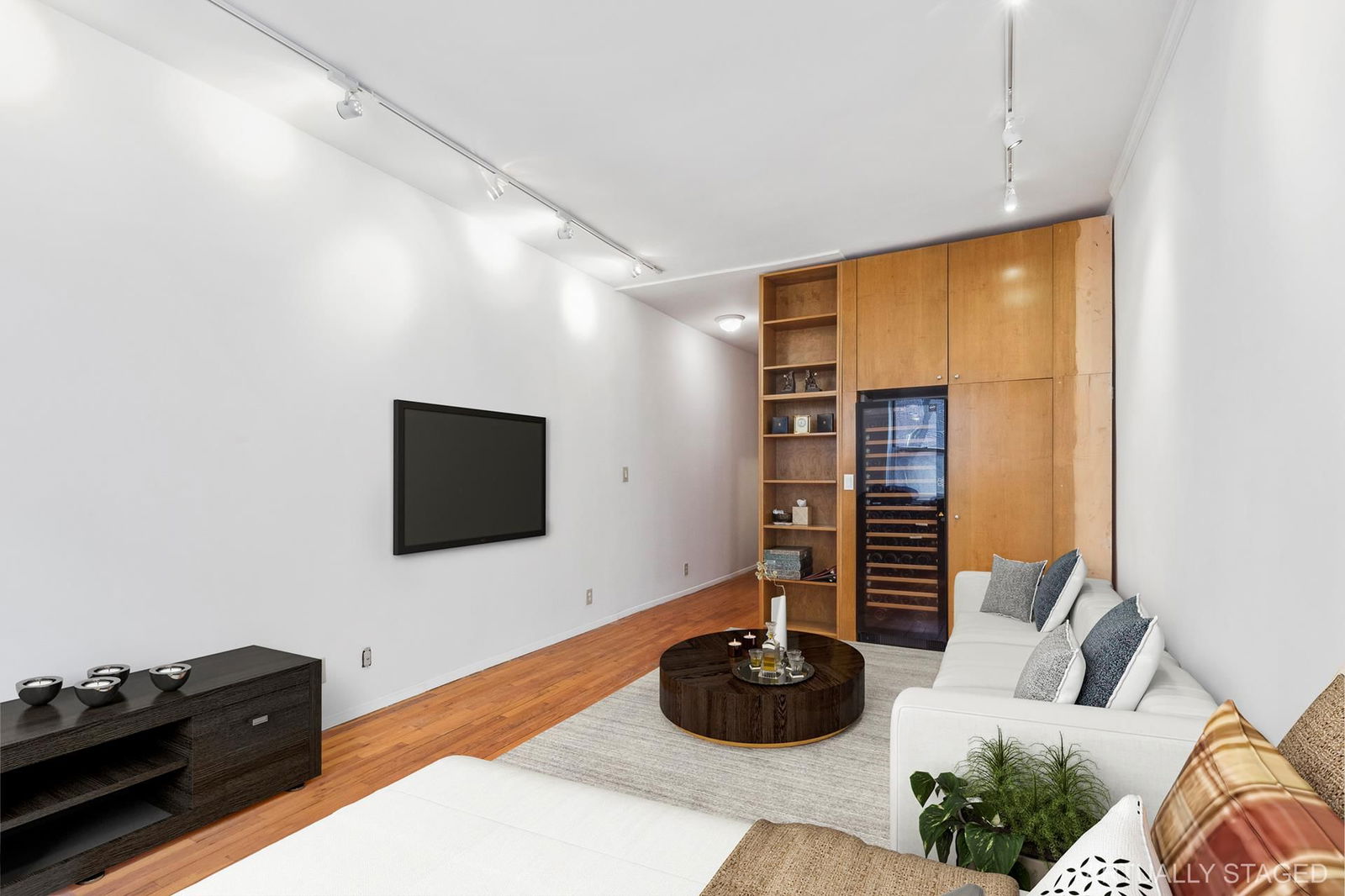 Real estate property located at 538 84TH #2C, New York, Yorkville, New York City, NY