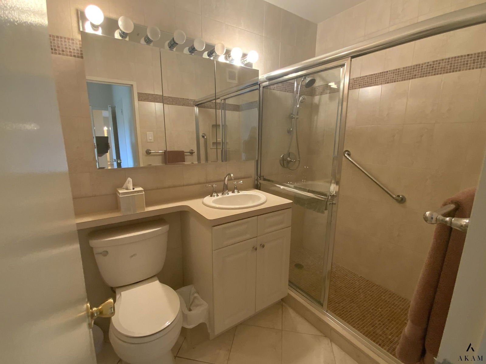 Real estate property located at 271-10 Grand Central #15-G, Queens, Glen Oaks, New York City, NY