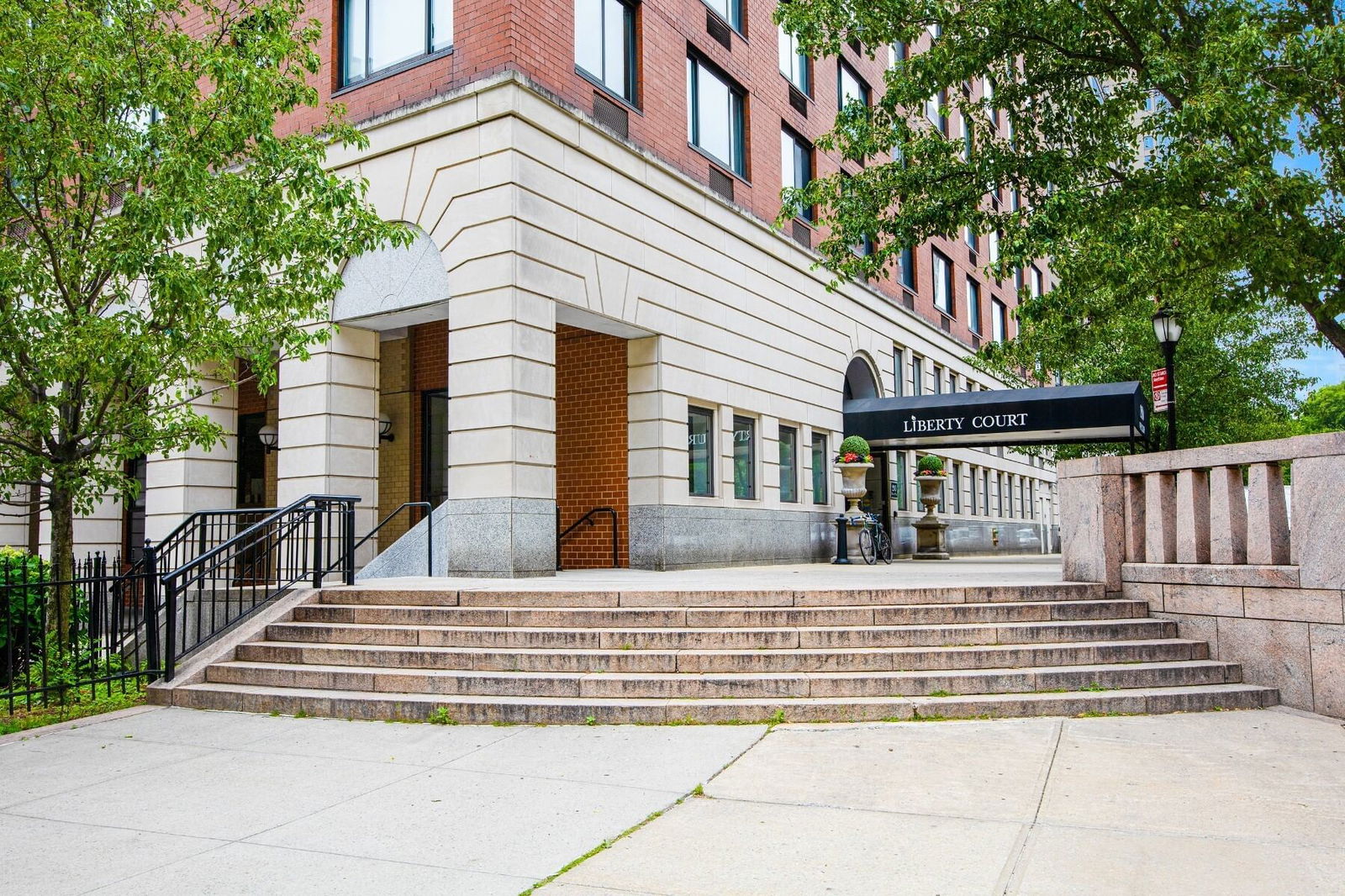 Real estate property located at 200 Rector #7F, New York, Battery Park, New York City, NY