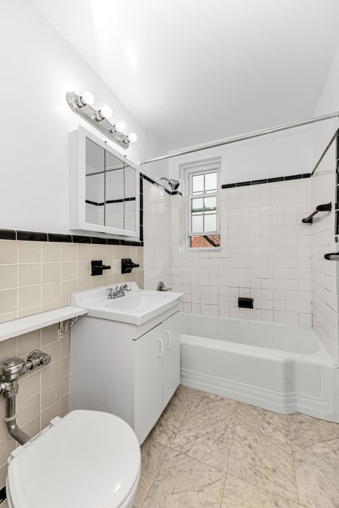 Real estate property located at 140-18 BURDEN #511, Queens, Briarwood, New York City, NY