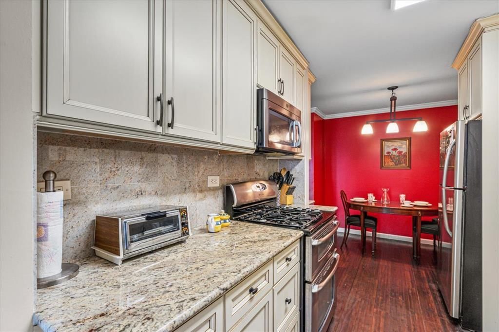 Real estate property located at 2 Bay Club #1-V, Queens, Bay Terrace, New York City, NY