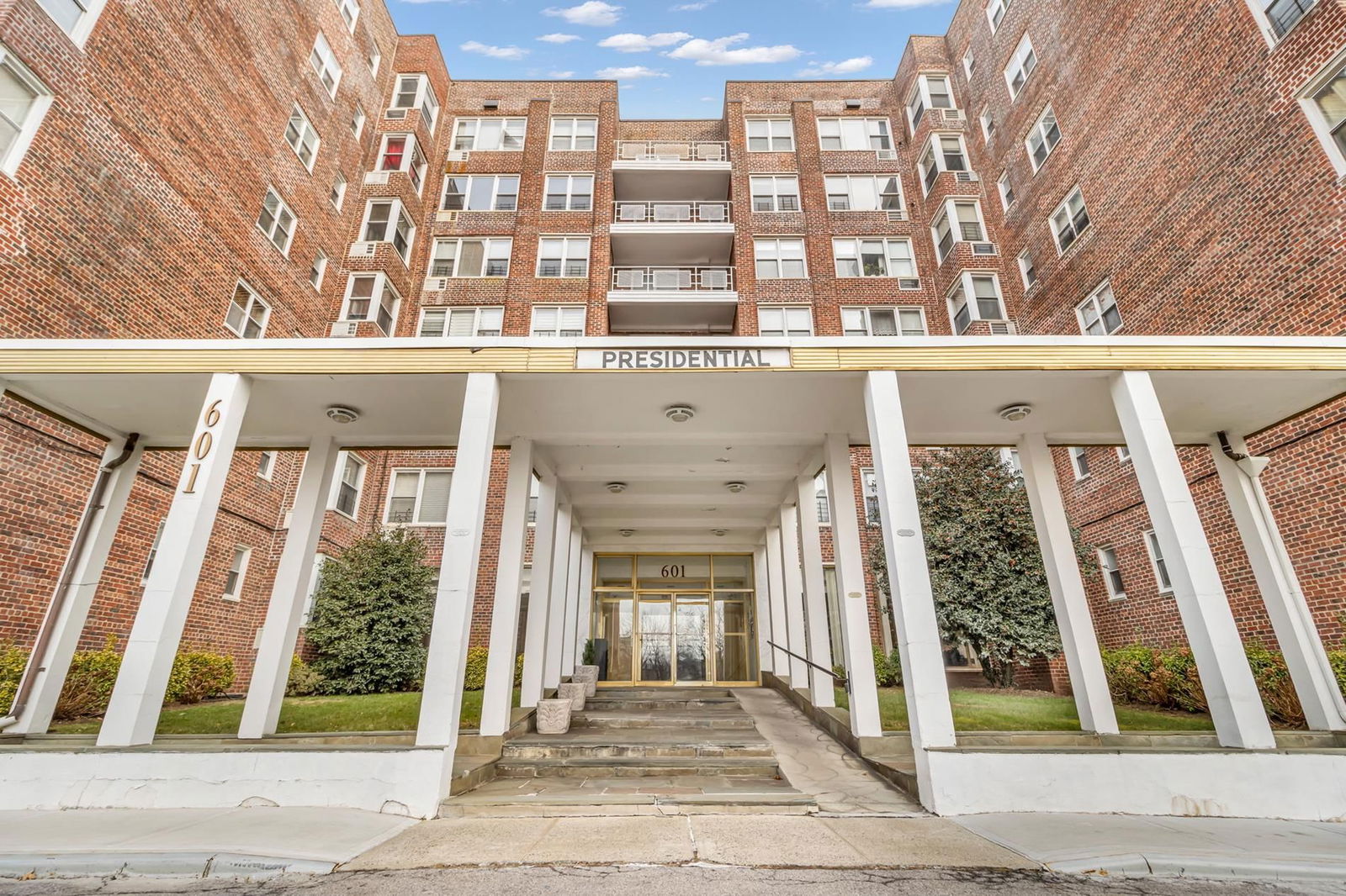 Real estate property located at 601 Kappock #3-P, Bronx, Riverdale, New York City, NY