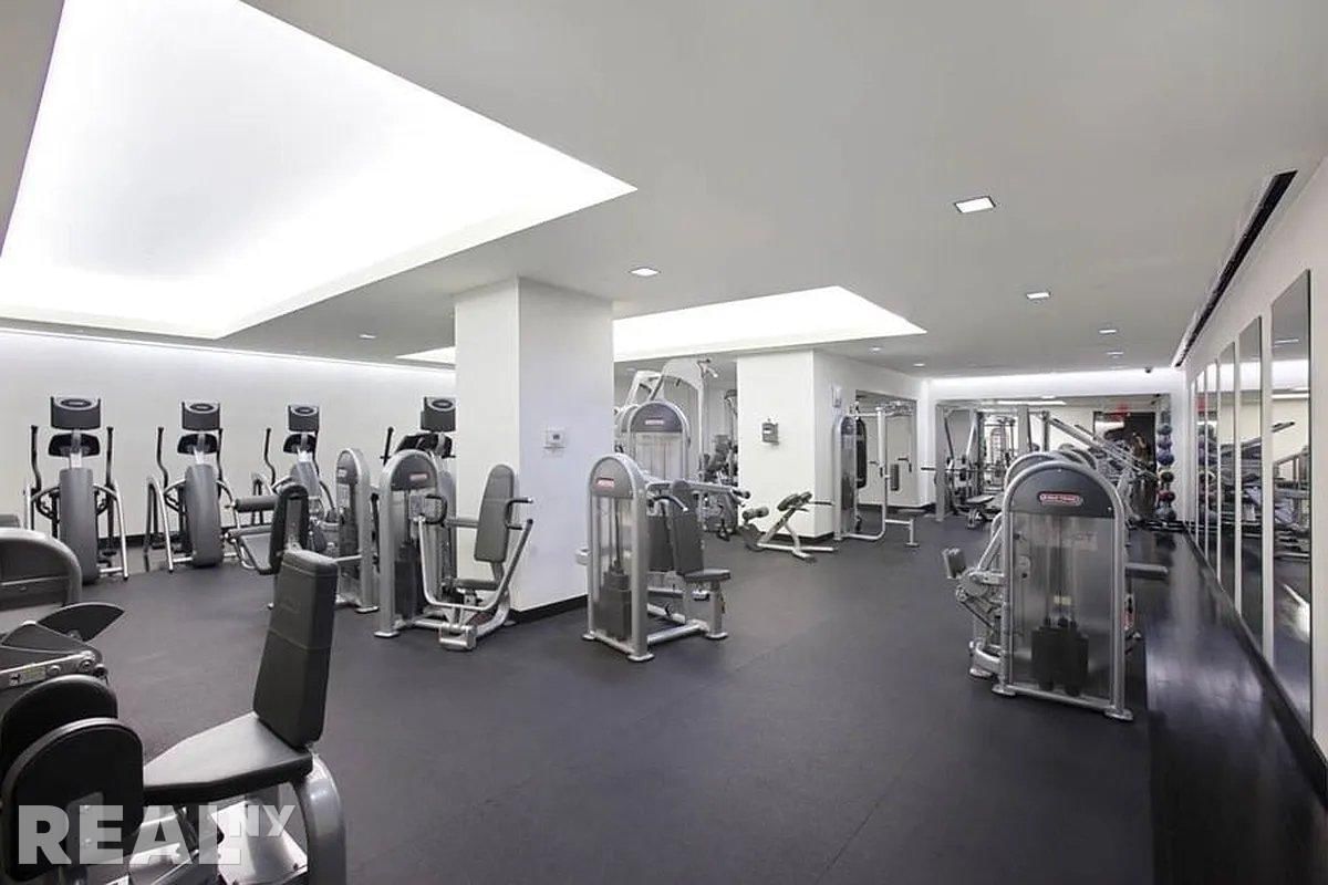 Real estate property located at 20 Pine #1812, New York, Financial District, New York City, NY