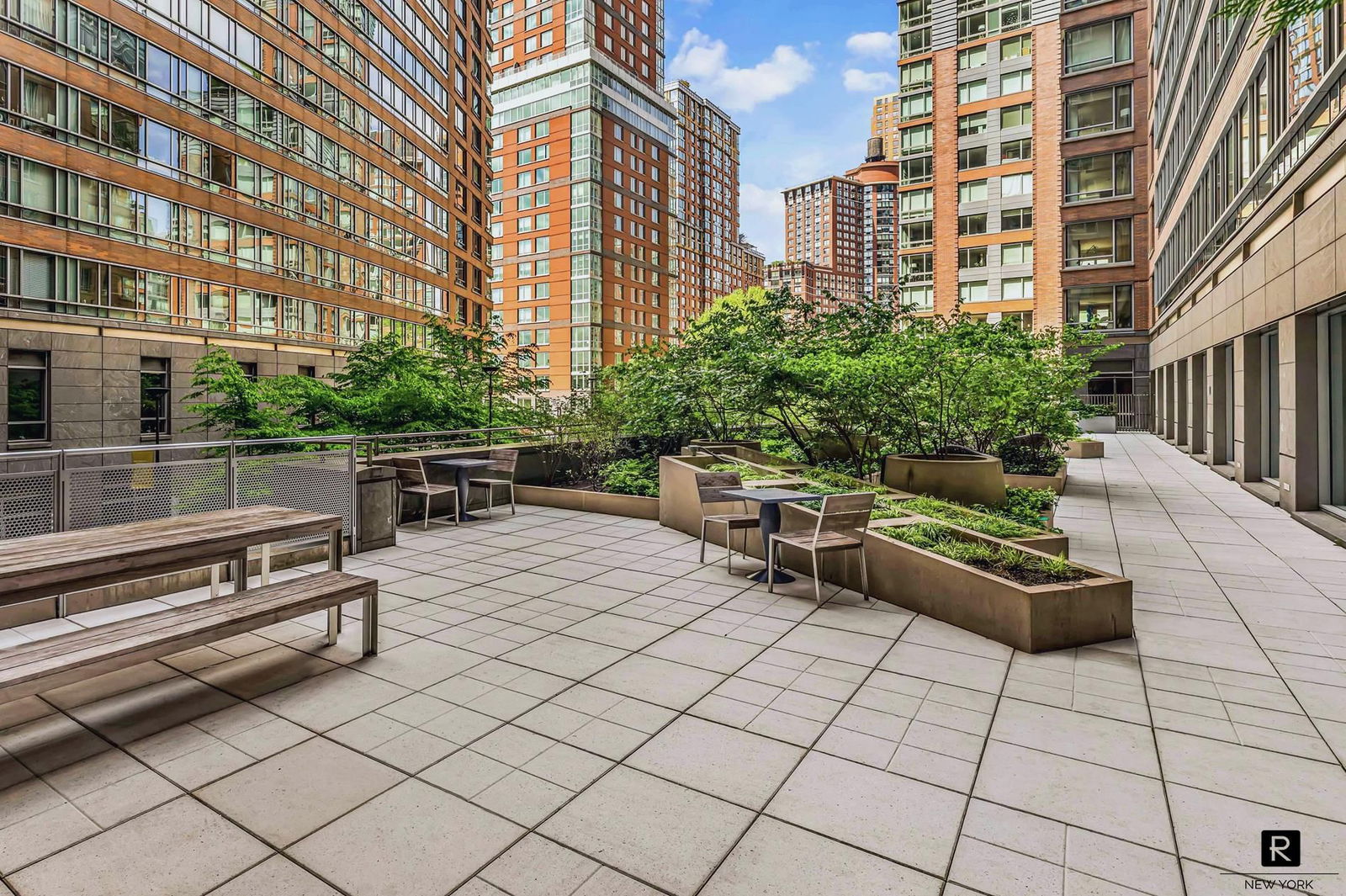 Real estate property located at 2 River #15-R, New York, Battery Park City, New York City, NY
