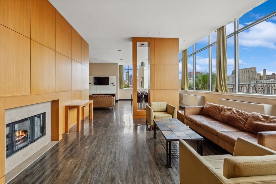 Real estate property located at 425 MAIN #16B, New York, Roosevelt Island, New York City, NY