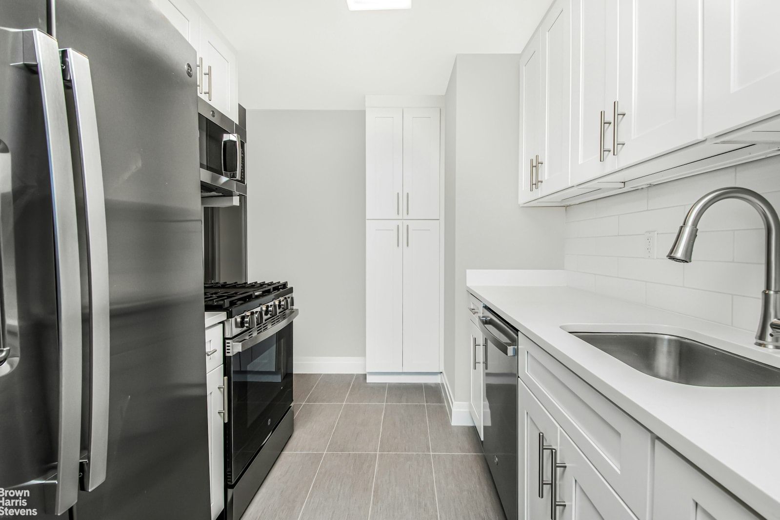 Real estate property located at 3671 HUDSON MANOR #1B, Bronx, Central Riverdale, New York City, NY