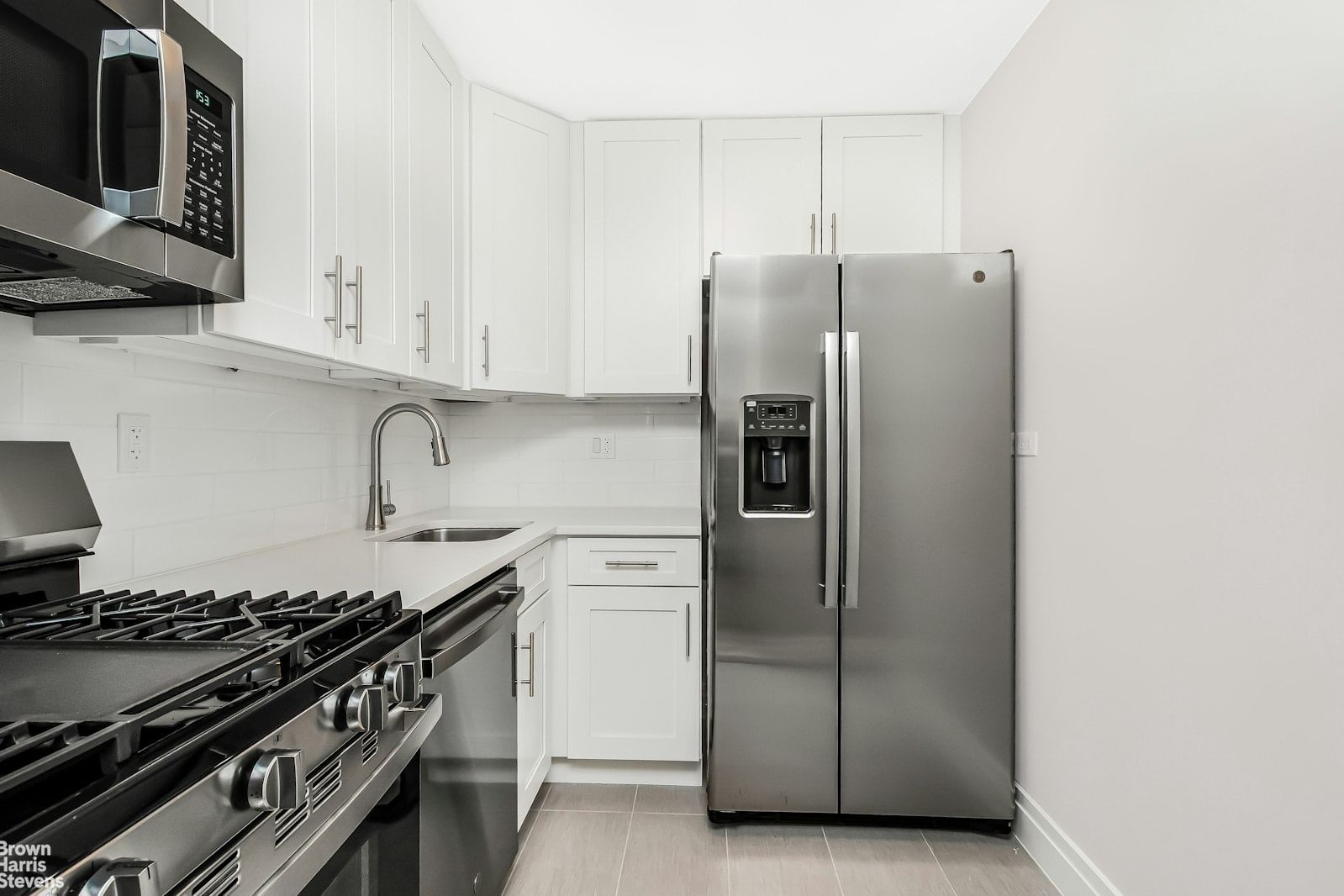 Real estate property located at 3333 HENRY HUDSON #8V, Bronx, Central Riverdale, New York City, NY