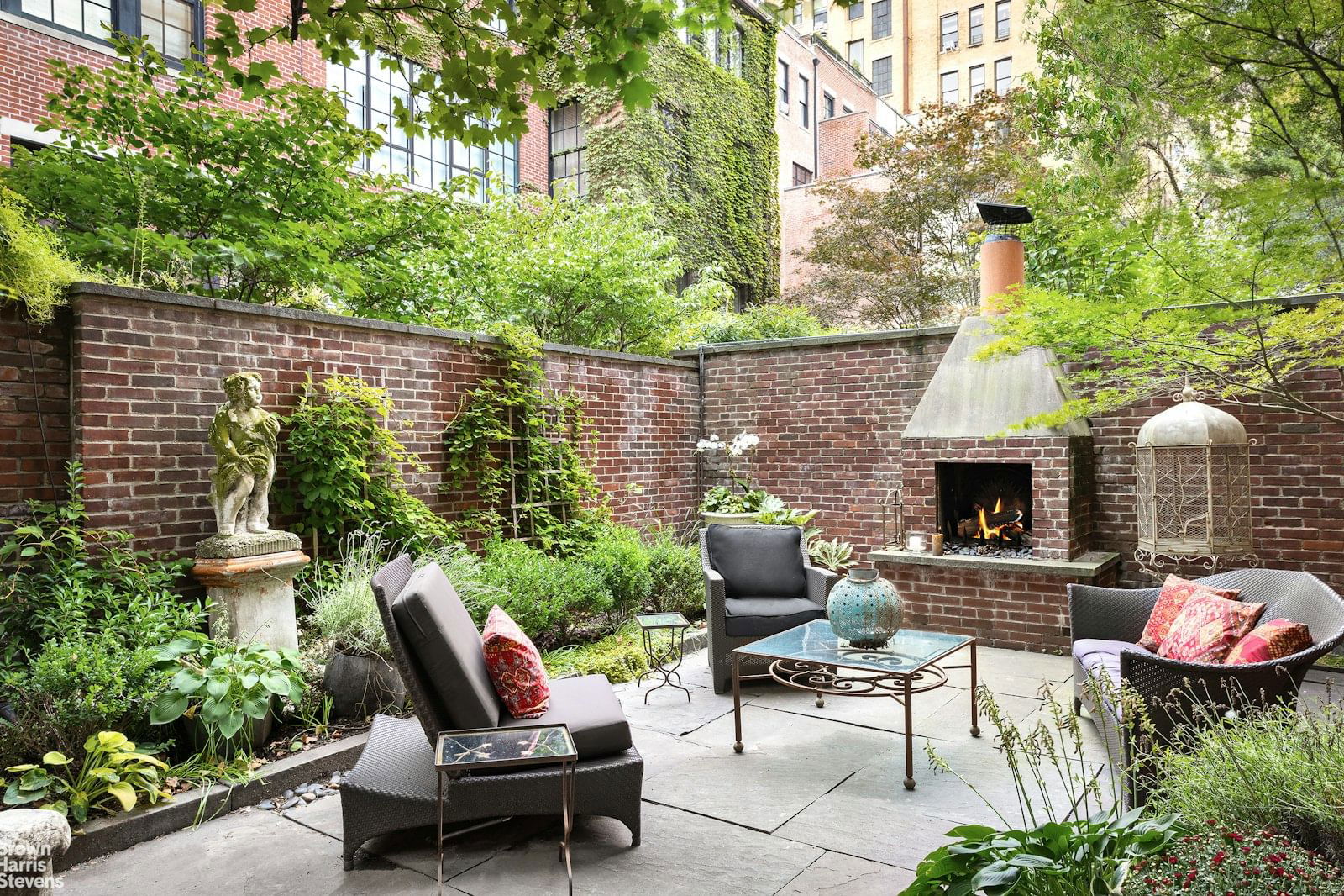Real estate property located at 11 92ND #1, New York, Carnegie Hill, New York City, NY