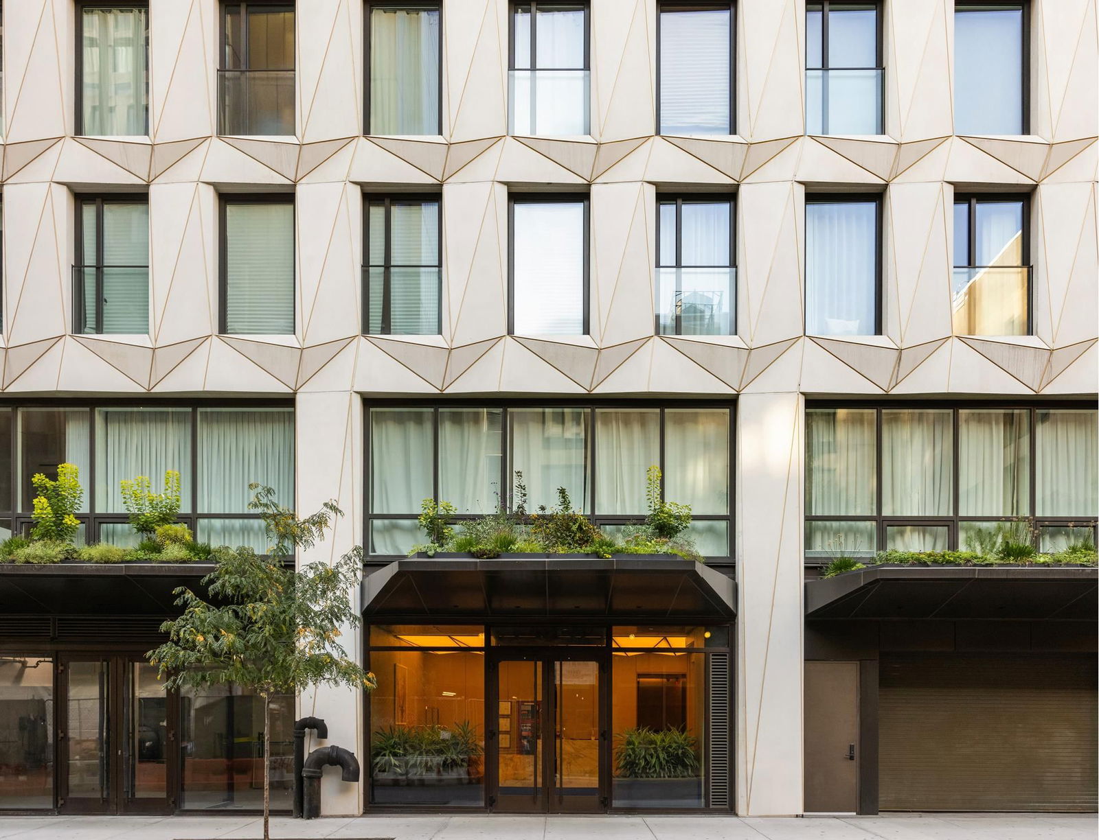 Real estate property located at 215 28TH #2C, New York, Chelsea, New York City, NY