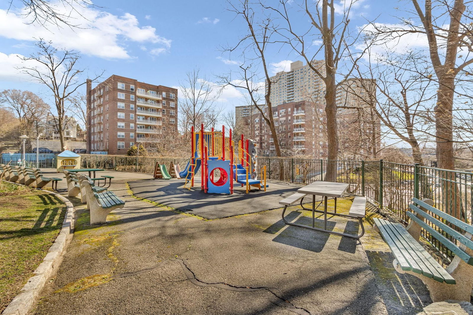 Real estate property located at 60 Knolls #6-L, Bronx, Spuyten Duyvil, New York City, NY