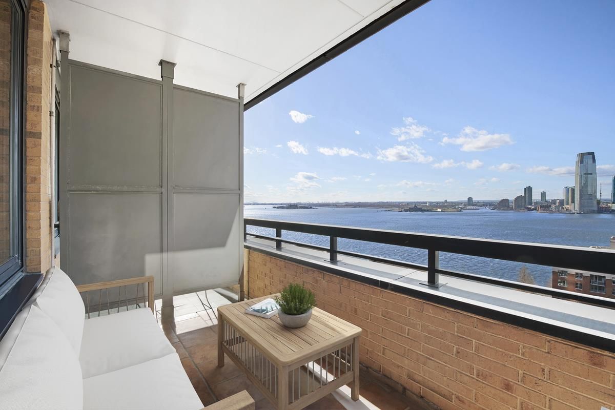 Real estate property located at 99 Battery #17-E, New York, Battery Park City, New York City, NY