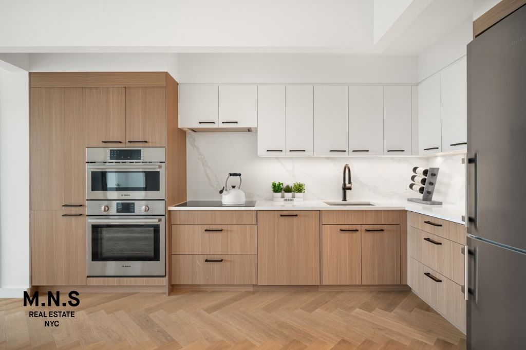 Real estate property located at 22-54 46th #201, Queens, Steinway-ditmars, New York City, NY