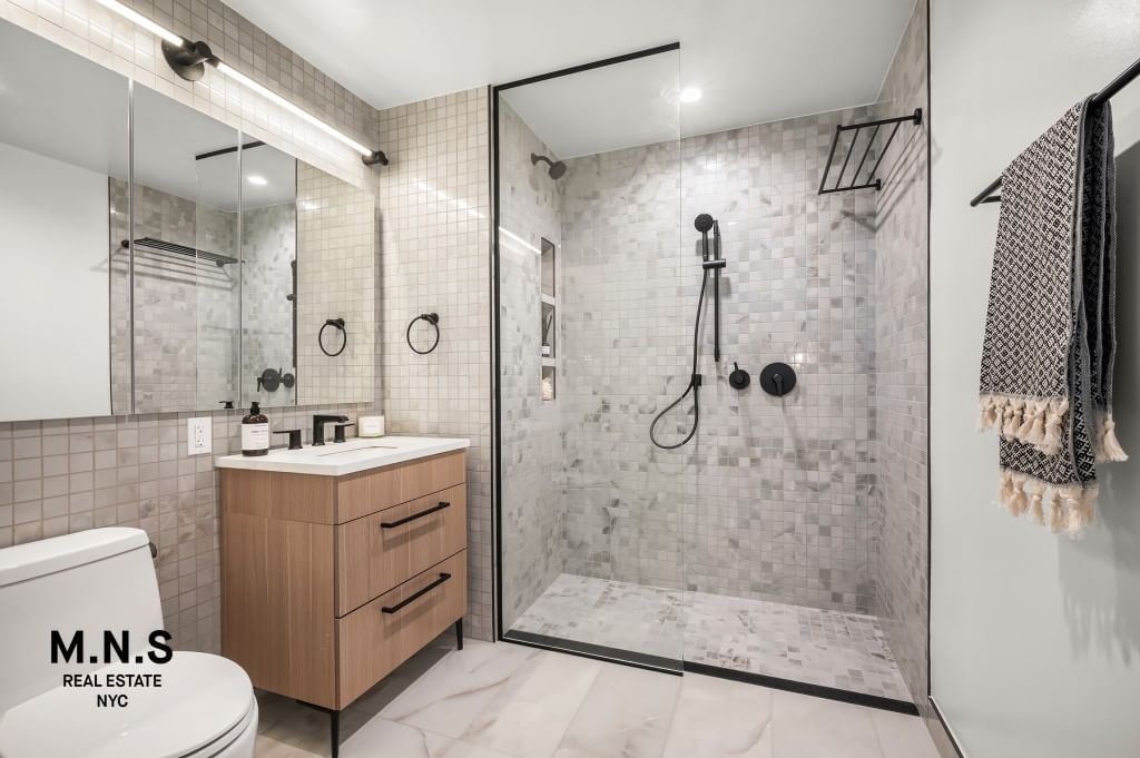 Real estate property located at 22-54 46th #201, Queens, Steinway-ditmars, New York City, NY