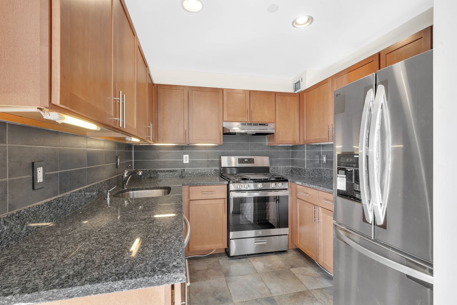 Real estate property located at 41-02 QUEENS #5E, Queens, Sunnyside, New York City, NY