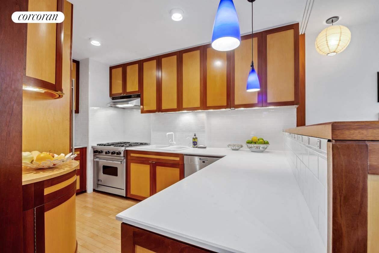 Real estate property located at 116 PINEHURST G33, New York, Hudson Heights, New York City, NY