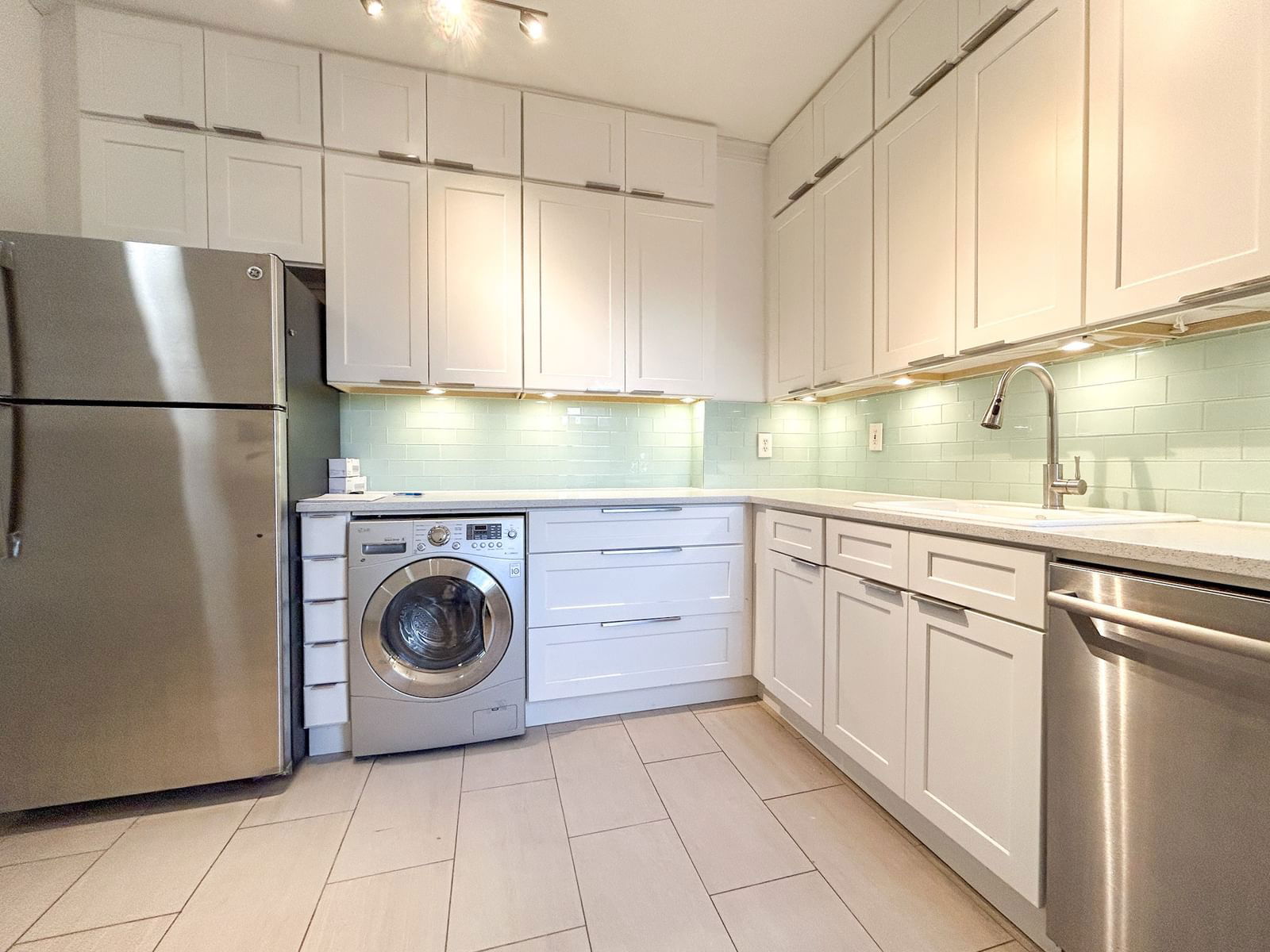 Real estate property located at 100 Bennett #6G, New York, Washington & Hudson Heights, New York City, NY