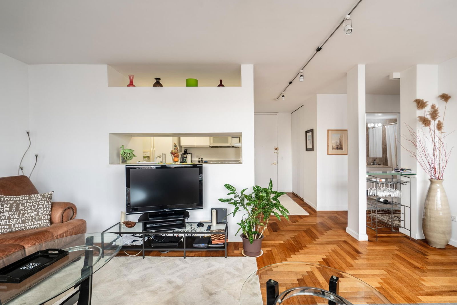 Real estate property located at 422 72nd #22-B, New York, Upper East Side, New York City, NY