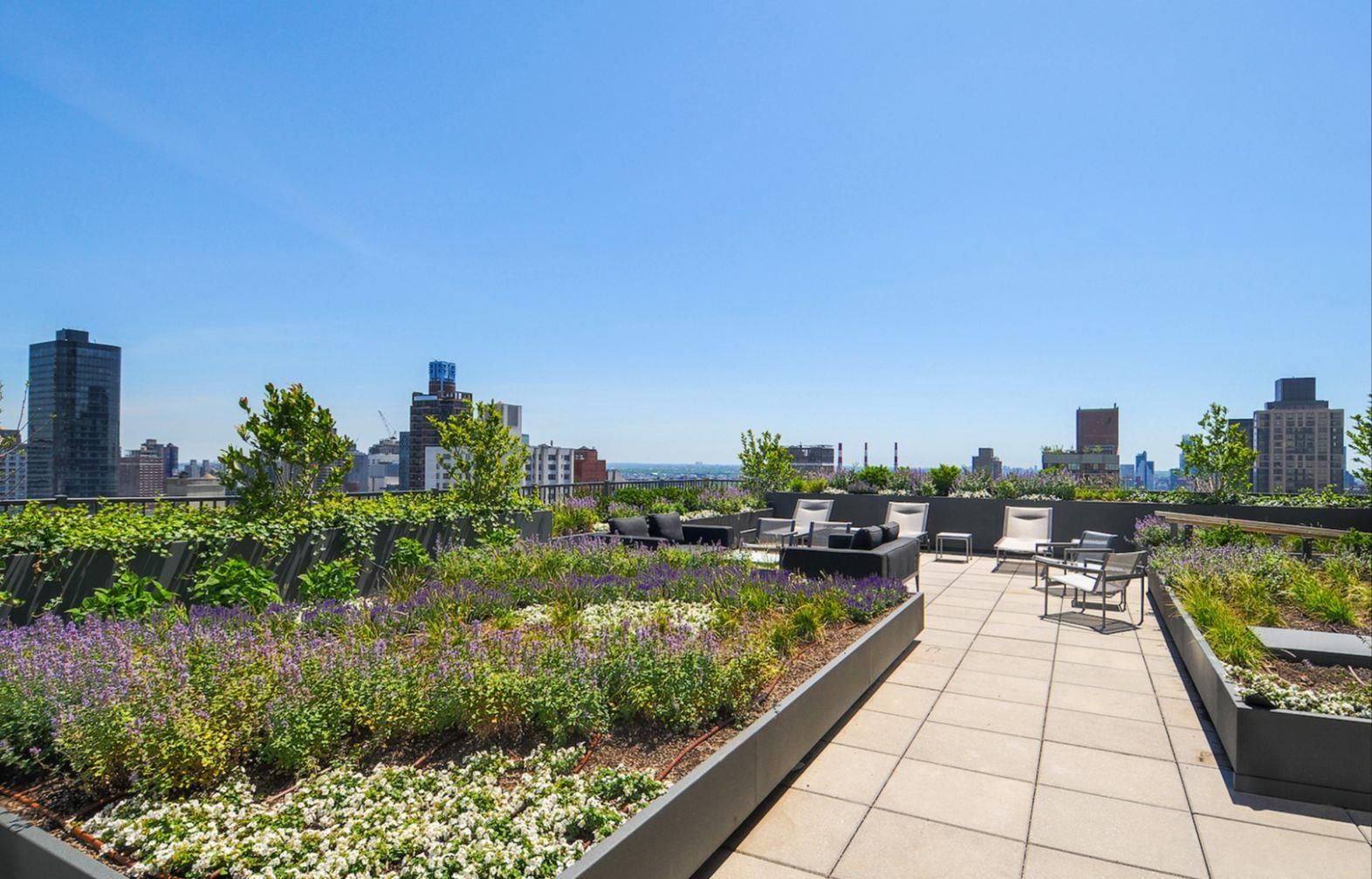 Real estate property located at 200 62ND #23D, New York, Lenox Hill, New York City, NY