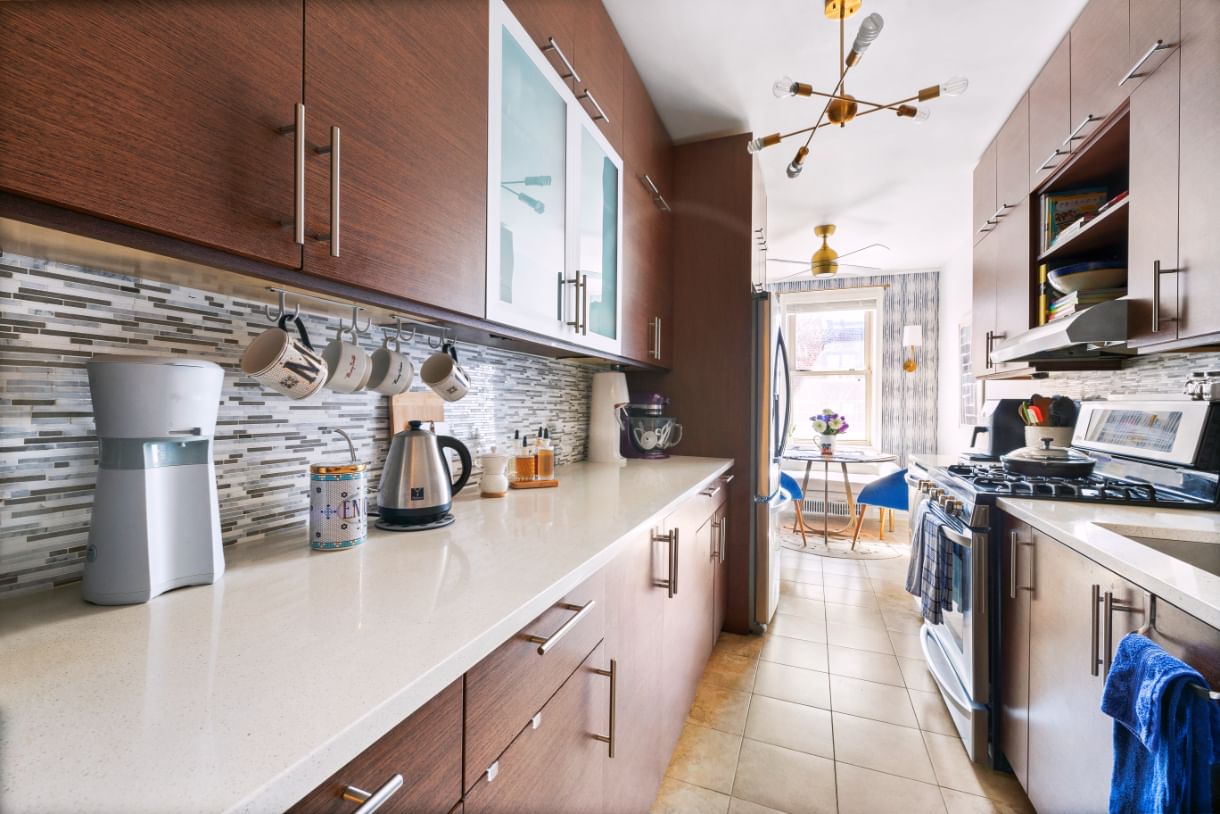 Real estate property located at 9437 SHORE E8, Kings, Fort Hamilton, New York City, NY